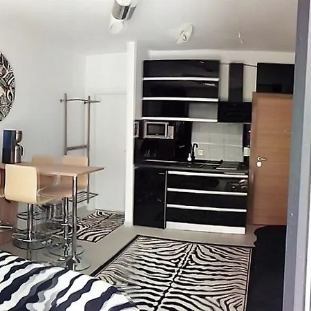 De Silva Studio Zebra