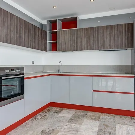 De Silva Studio Zebra Mamaia